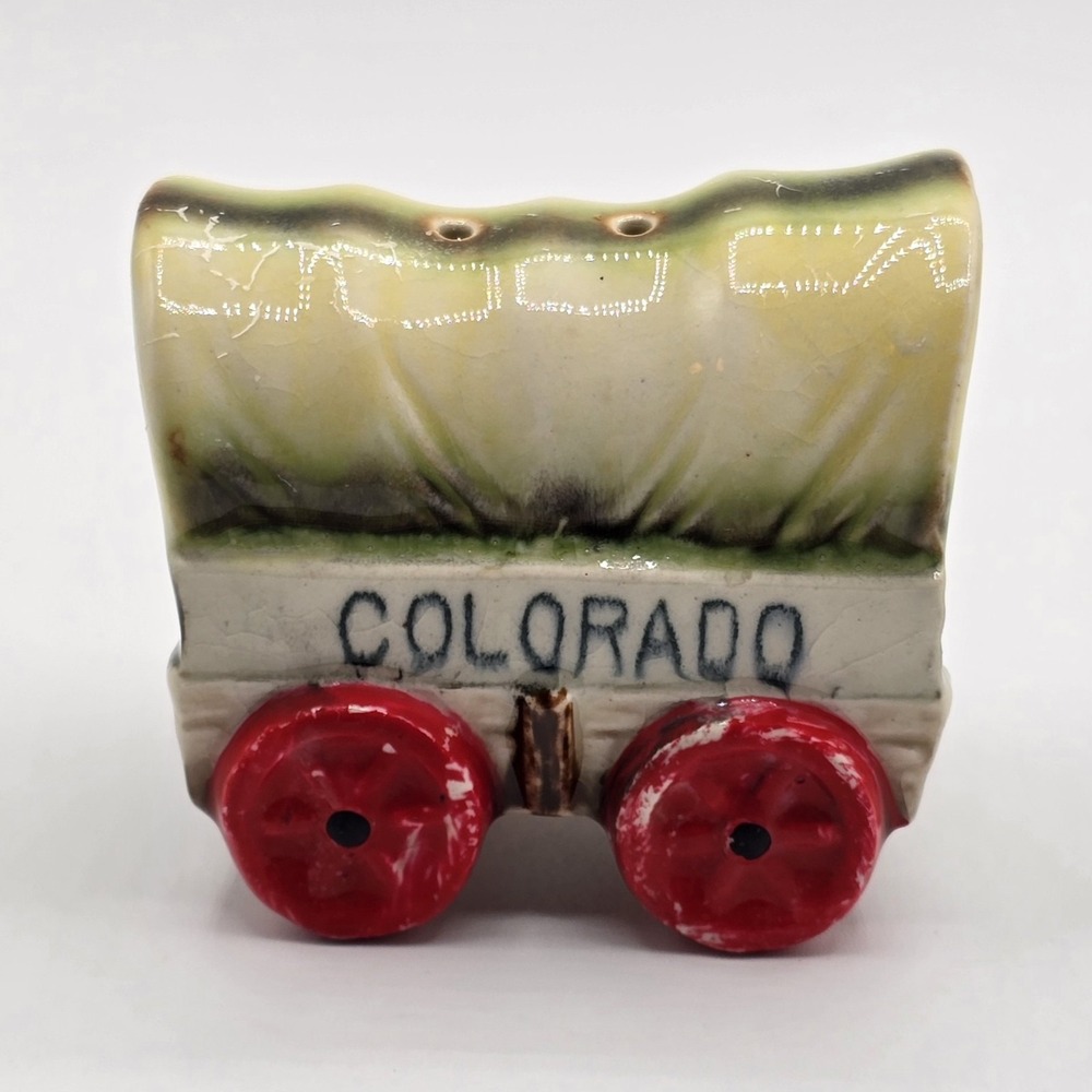 Vtg Native American Indian Covered Wagon Ceramic Salt‎ and Pepper Shaker Single